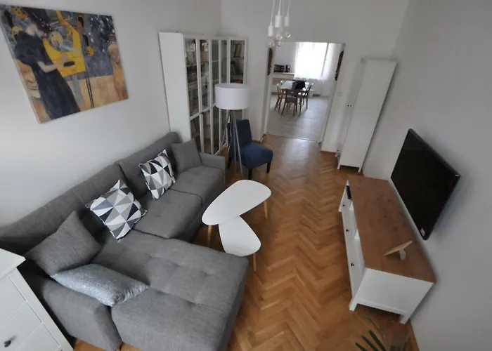 Jirina Appartments Appartement *