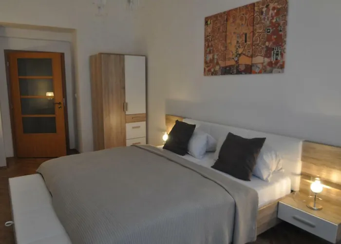 Jirina Appartments Appartement